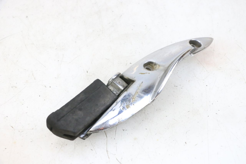photo de REAR RIGHT FOOTREST KYMCO ZING 125 (1997 - 2003) - Technical close-up