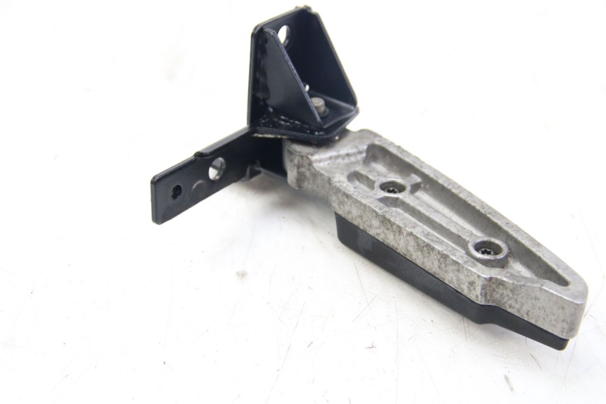 photo de LEFT REAR FOOTREST PEUGEOT CITYSTAR AIR 125 (2014 - 2017)