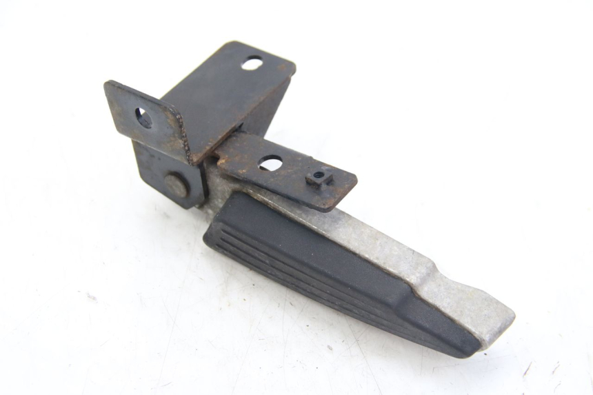 photo de LEFT REAR FOOTREST PEUGEOT CITYSTAR 50 (2013 - 2017)