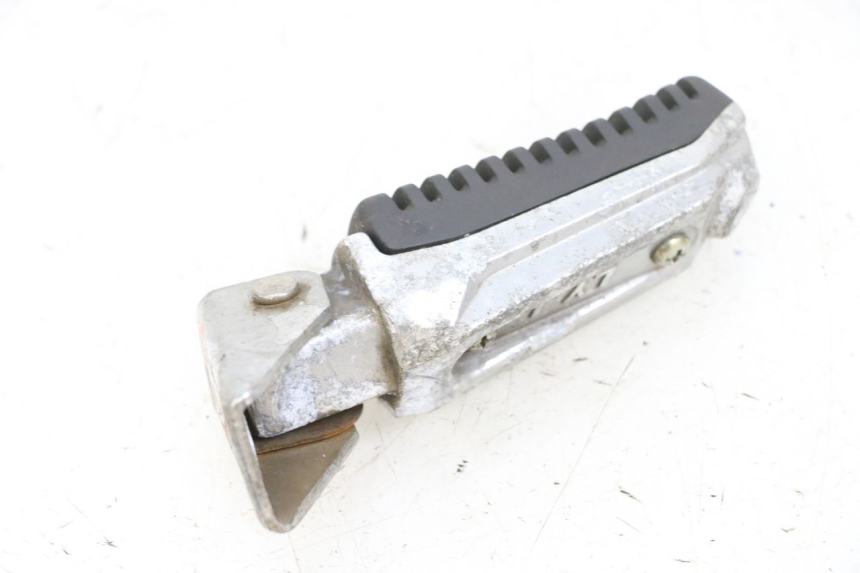 photo de REAR LEFT FOOTREST KSR CODE 125 (2018 - 2020) - Technical close-up