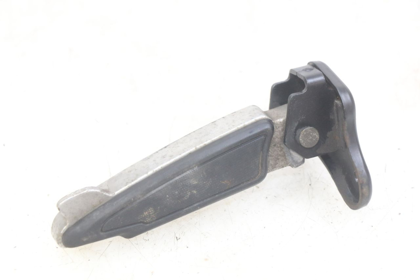 photo de LEFT REAR FOOTREST PEUGEOT DJANGO 4T 50 (2014 - 2019)
