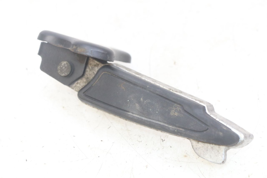 photo de LEFT REAR FOOTREST PEUGEOT DJANGO 4T 50 (2014 - 2019)