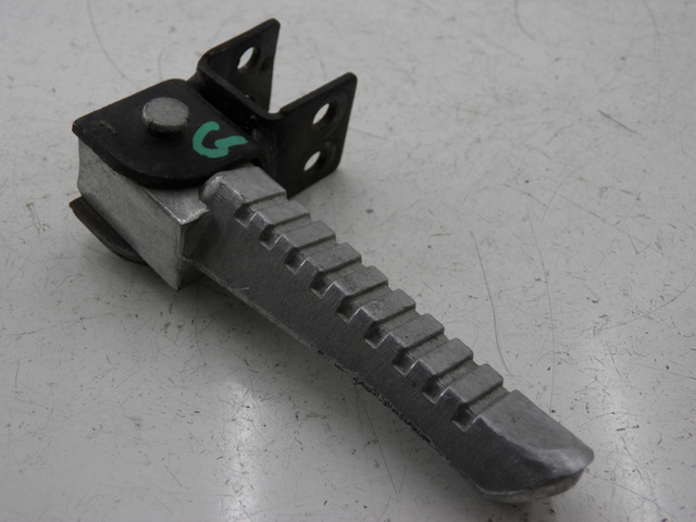 photo de LEFT REAR FOOTREST EUROCKA MATADOR 4T 50 (2010 - 2016)