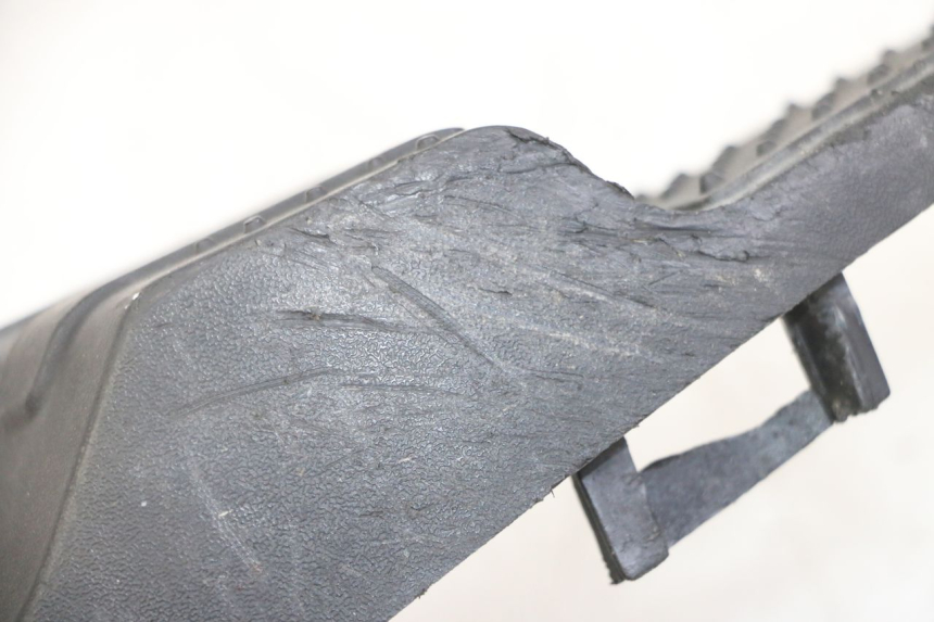 photo de LEFT REAR FOOTREST SYM FIDDLE 2 50 (2008 - 2013)