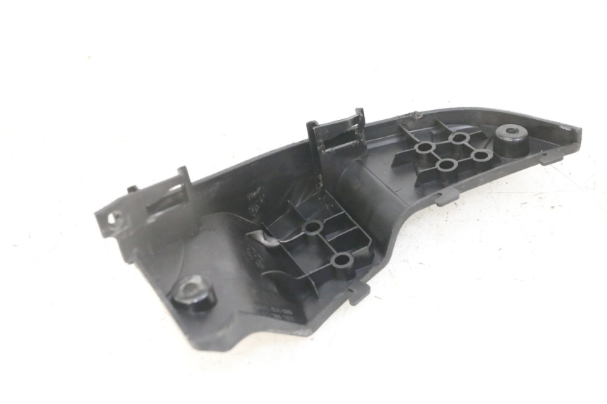 photo de LEFT REAR FOOTREST SYM FIDDLE 2 50 (2008 - 2013)