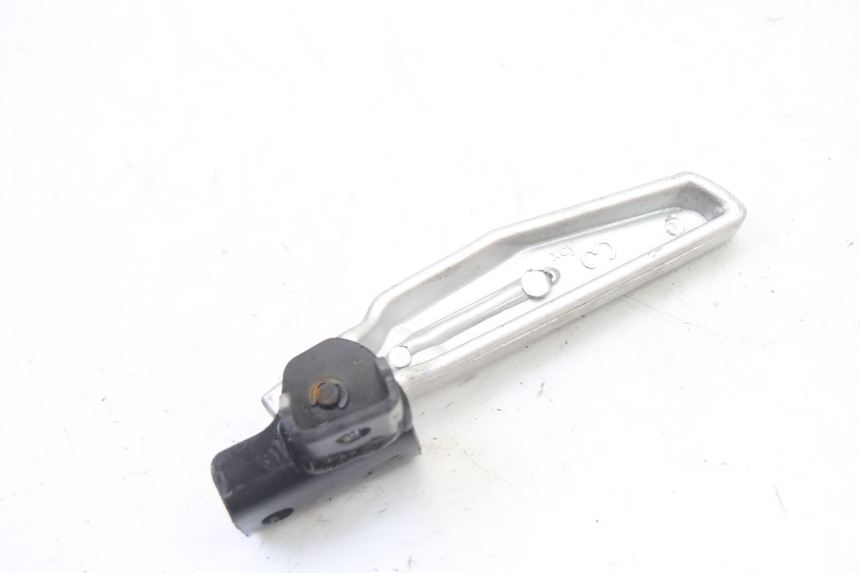 photo de REAR LEFT FOOTREST SYM FIDDLE 3 III 50 (2014 - 2020)