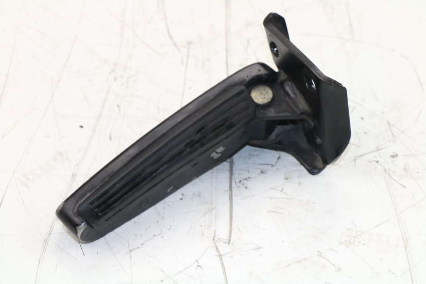 photo de REAR LEFT FOOTREST GILERA RUNNER SP 50 (2009 - 2017)