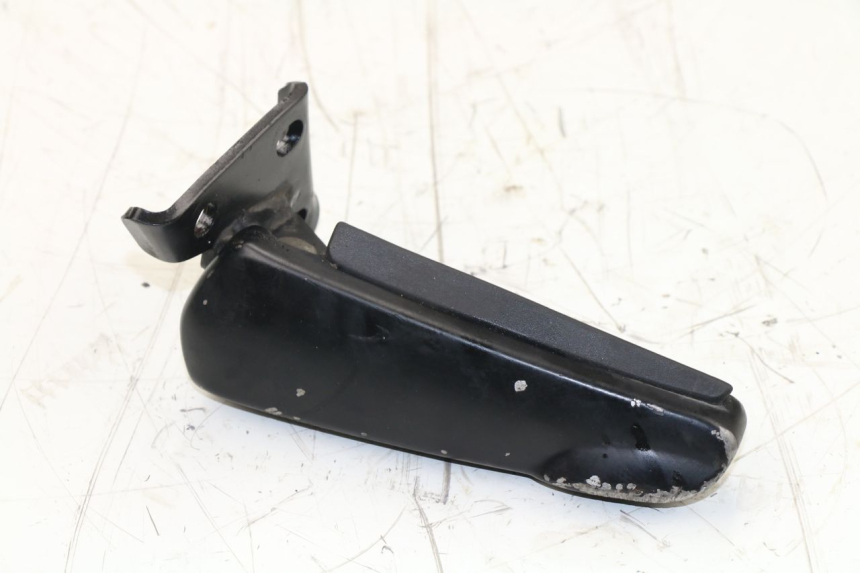 photo de REAR LEFT FOOTREST GILERA RUNNER SP 50 (2009 - 2017)
