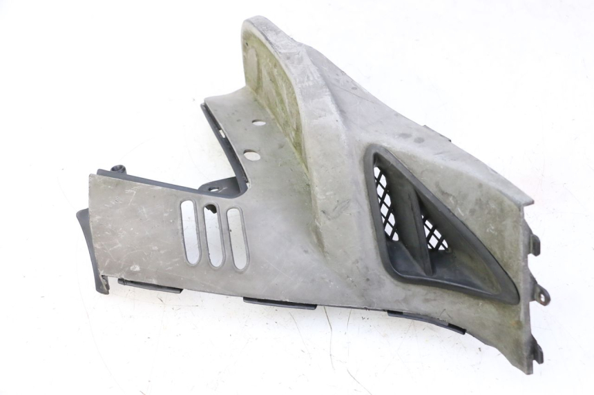 photo de REAR LEFT FOOTREST KYMCO GRAND DINK 125 (2008 - 2014)