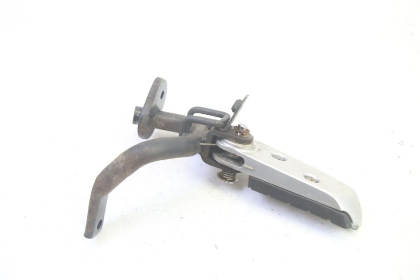 photo de REAR LEFT FOOTREST SYM GTS EVO 125 (2009 - 2013) - Product overview