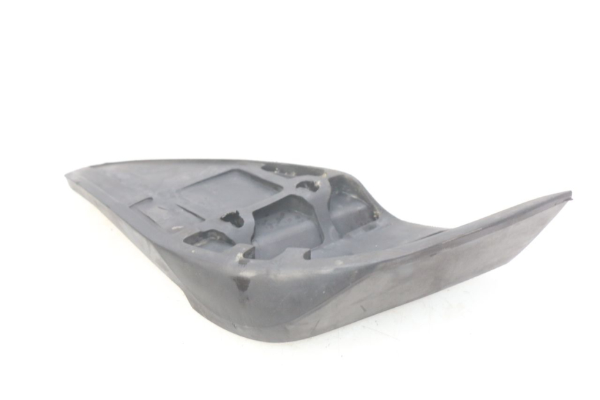 photo de LEFT REAR FOOTREST HONDA FES PANTHEON 2T 125 (1998 - 2002)