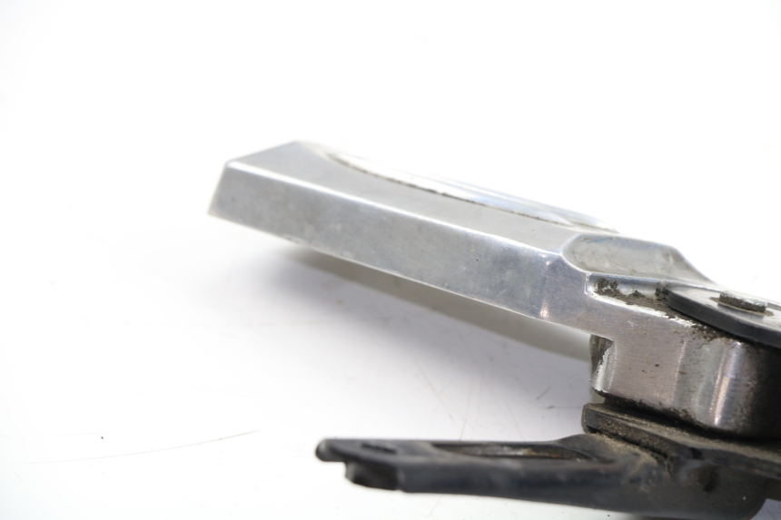 photo de REAR LEFT FOOTREST HONDA PCX (JF47) 125 (2012 - 2013)