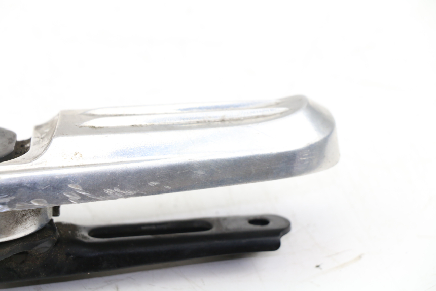 photo de REAR LEFT FOOTREST HONDA PCX (JF47) 125 (2012 - 2013)