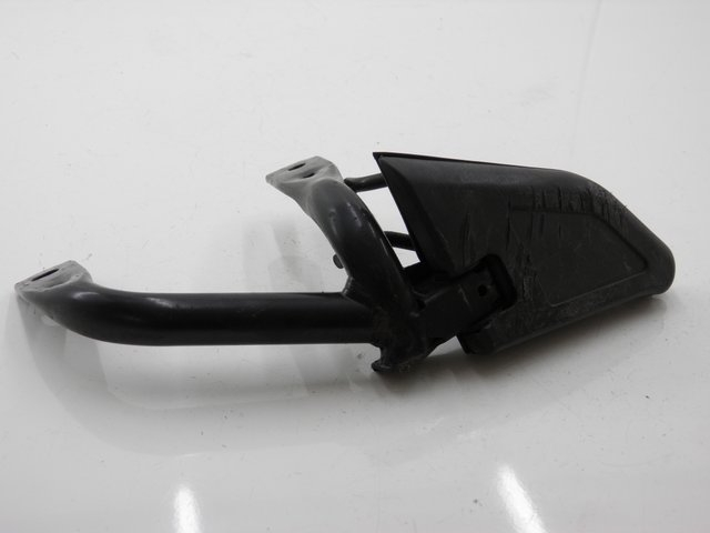 photo de REAR LEFT FOOTREST HONDA SH 125 (2001 - 2003)