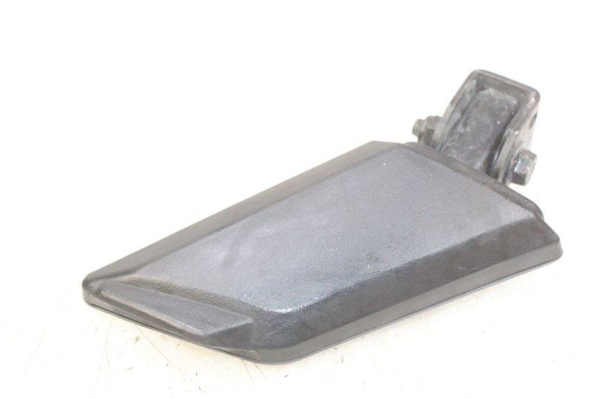 photo de LEFT REAR FOOTREST PEUGEOT KISBEE 4T 50 (2018 - 2022)