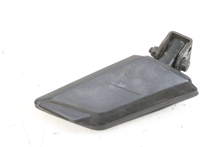 photo de LEFT REAR FOOTREST PEUGEOT KISBEE 4T 50 (2010 - 2017)