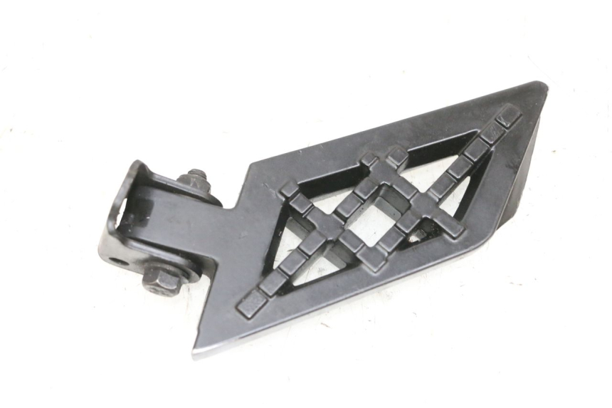 photo de LEFT REAR FOOTREST PEUGEOT KISBEE 4T 50 (2018 - 2022) - Product overview