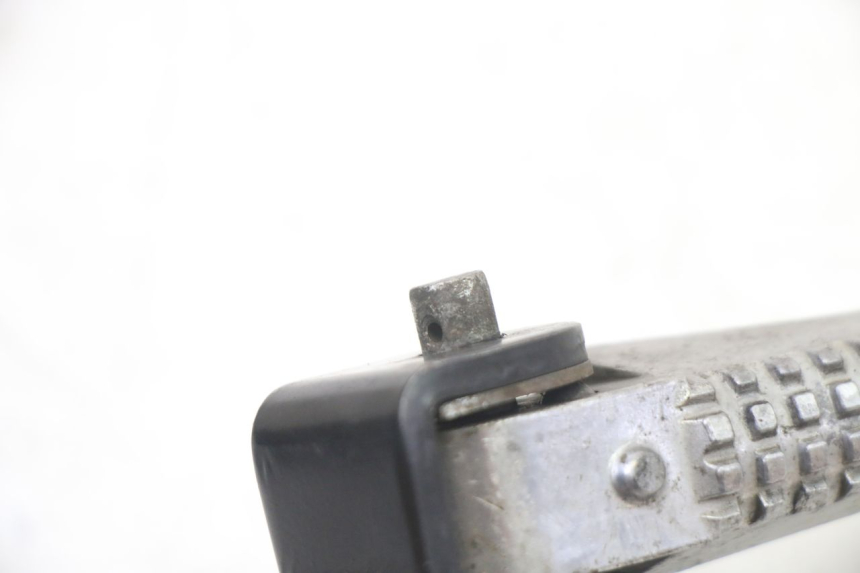 photo de REAR LEFT FOOTREST PIAGGIO NRG POWER PUREJET 50 (2018 - 2021)