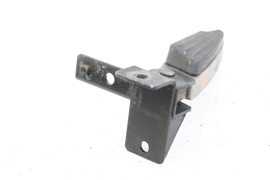 photo de LEFT REAR FOOTREST PEUGEOT CITYSTAR 125 (2011 - 2017)