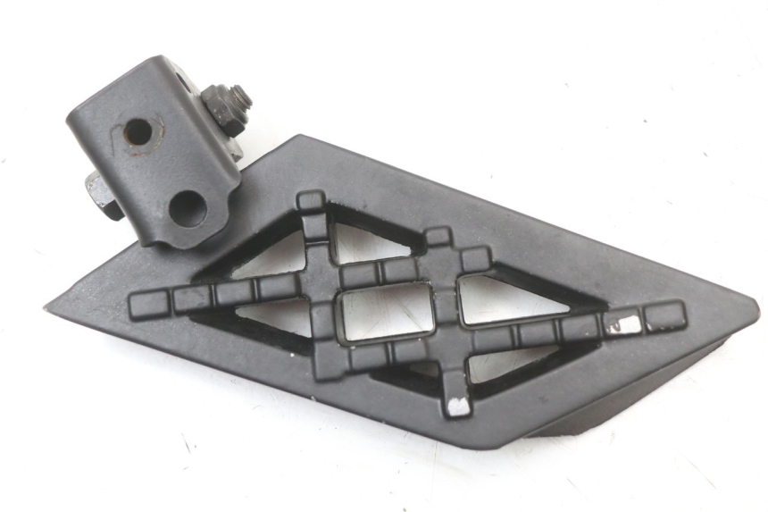 photo de REAR LEFT FOOTREST PEUGEOT STREETZONE I 2T 50 (2018 - 2020)