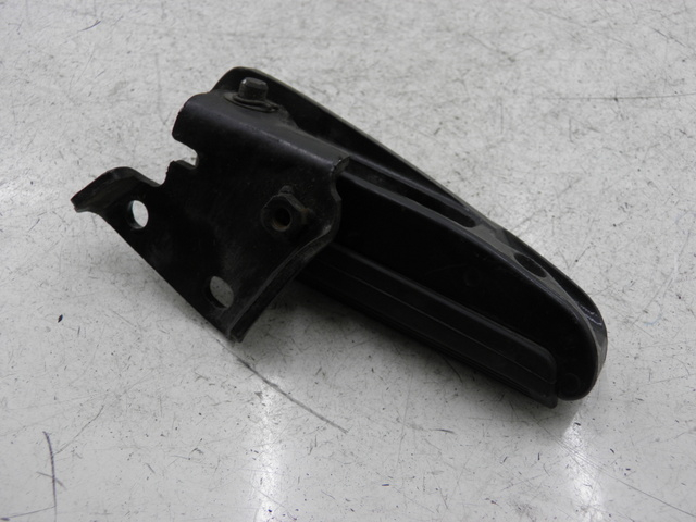 photo de REAR LEFT FOOTREST PIAGGIO CARNABY 125 (2007 - 2011)