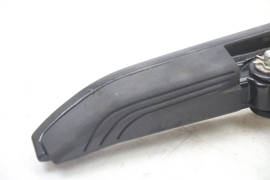 photo de REAR LEFT FOOTREST PIAGGIO MP3 500 (2014 - 2016)