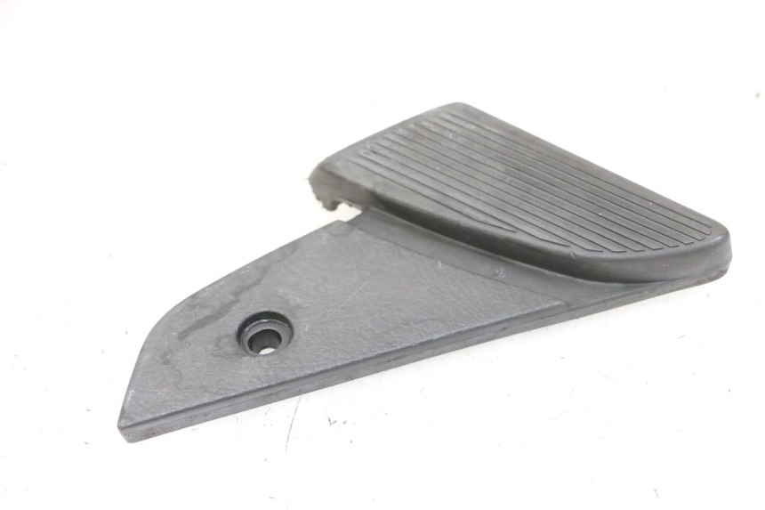 photo de REAR LEFT FOOTREST PIAGGIO VESPA LX 150 (2005 - 2013)