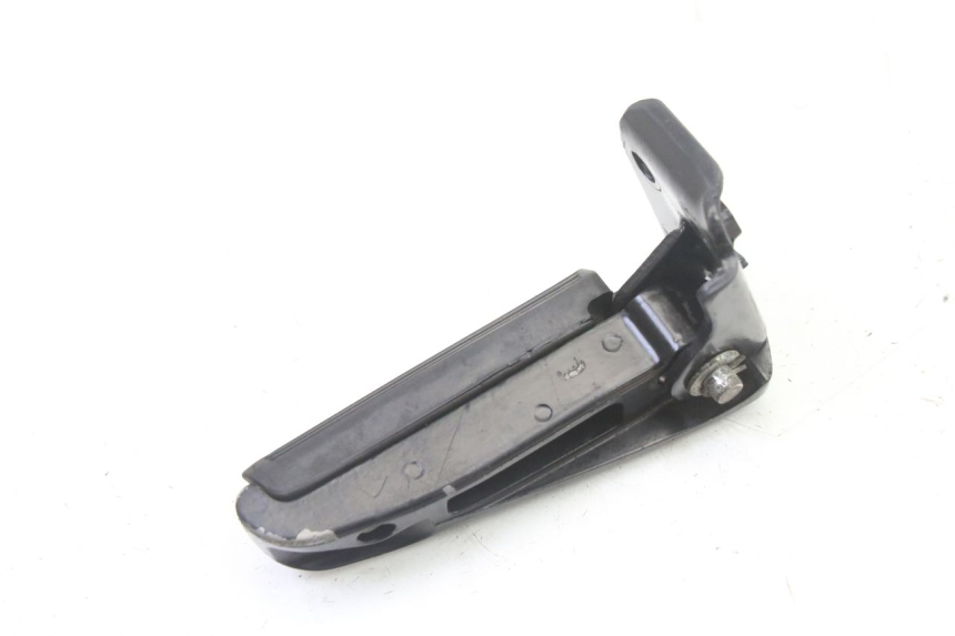 photo de REAR LEFT FOOTREST GILERA RUNNER SL 50 (2006 - 2009)