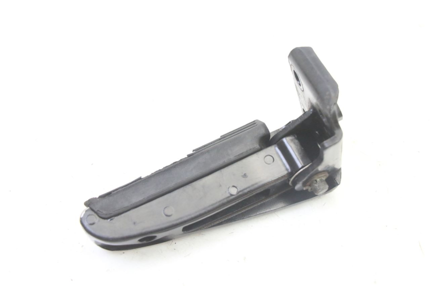 photo de REAR LEFT FOOTREST GILERA RUNNER SP 50 (2006 - 2008)