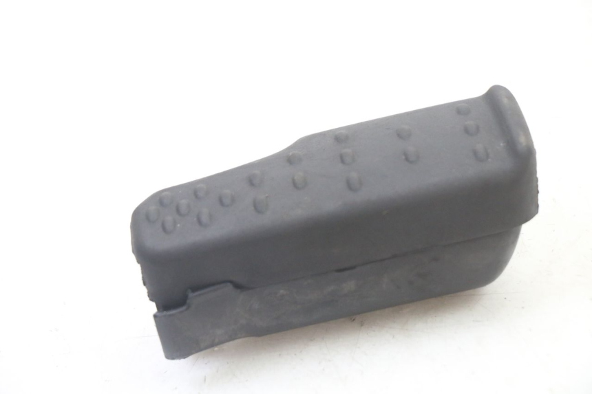 photo de REAR LEFT FOOTREST APRILIA SCARABEO GT TOURING 125 (1999 - 2005)