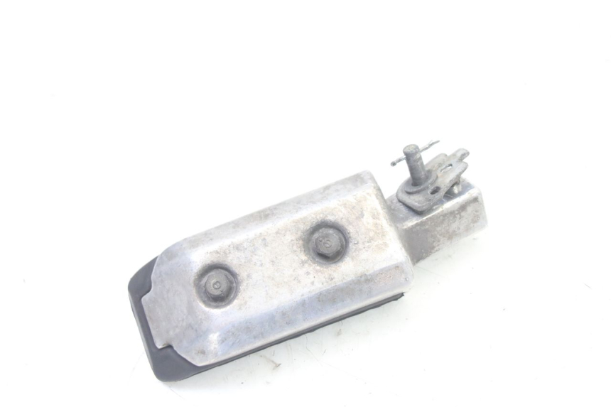 photo de REAR LEFT FOOTREST HONDA ST PAN EUROPEAN 1300 (2002 - 2013)