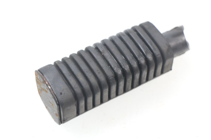 photo de REAR LEFT FOOTREST YAMASAKI STREET 50 (2013 - 2018)