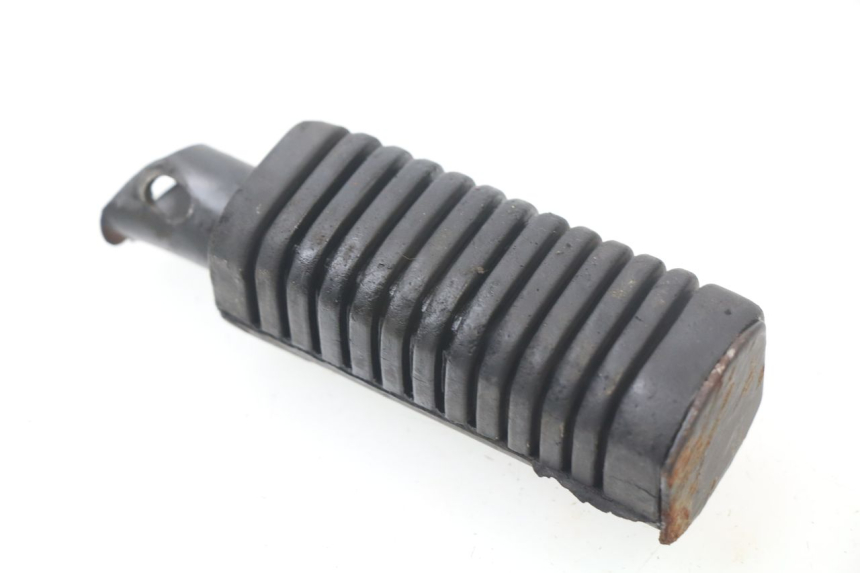 photo de REAR LEFT FOOTREST YAMASAKI STREET 50 (2013 - 2018)