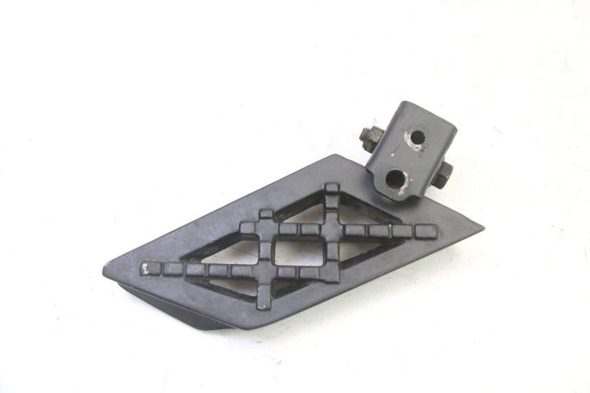 photo de REAR LEFT FOOTREST PEUGEOT STREETZONE I 2T 50 (2018 - 2020)