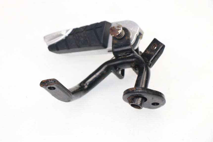 photo de REAR LEFT FOOTREST SYM GTS 125 (2005 - 2008)