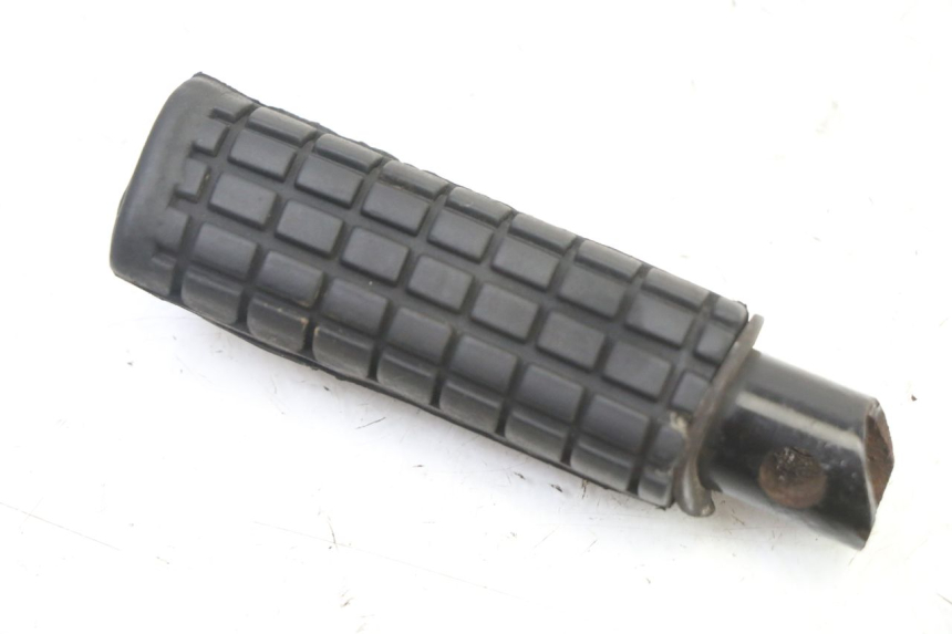 photo de REAR LEFT FOOTREST HONDA XLV VARADERO 125 (2000 - 2006)