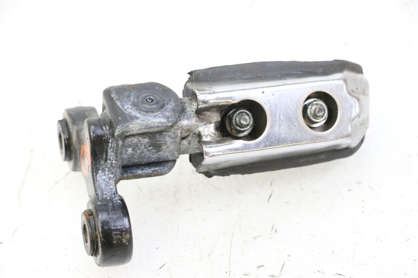 photo de FRONT RIGHT FOOTREST YAMAHA FJ 36Y 1100 (1984 - 1985)