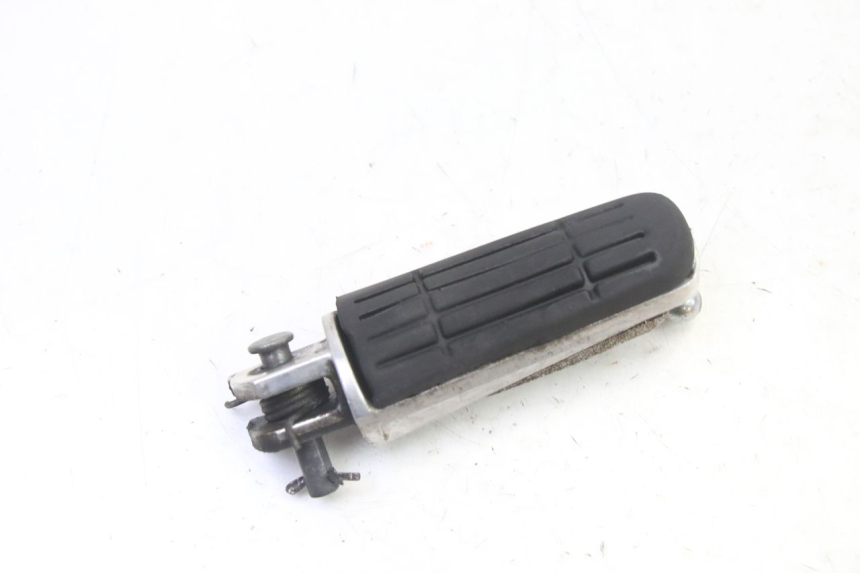 photo de FRONT RIGHT FOOTREST YAMAHA FJR ABS 1300 (2006 - 2012)