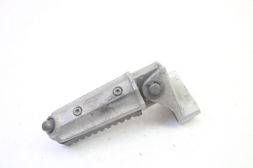 photo de FRONT RIGHT FOOTREST KAWASAKI GPZ RX 1000 (1986 - 1988) - Alternative perspective