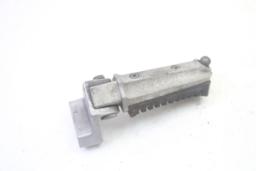 photo de FRONT RIGHT FOOTREST KAWASAKI GPZ RX 1000 (1986 - 1988) - Technical close-up