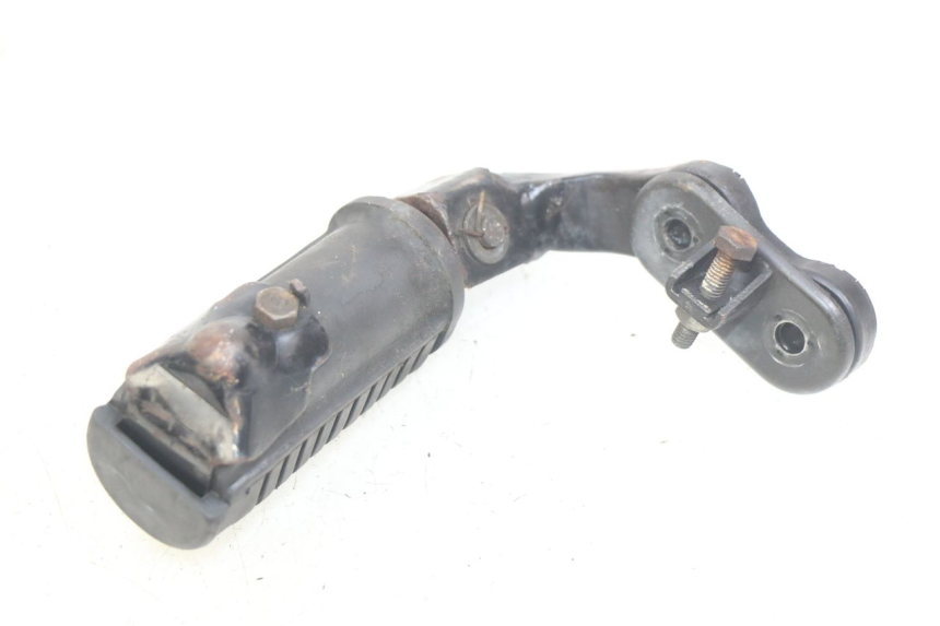 photo de RIGHT FRONT FOOTREST HONDA CM 125 (1983 - 2003)