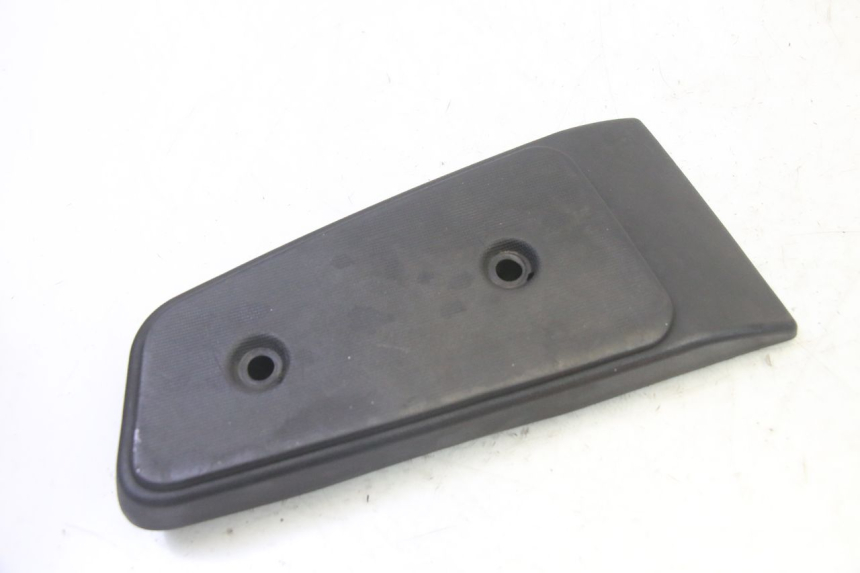 photo de FRONT RIGHT FOOTREST PIAGGIO MP3 RL 250 (2007 - 2010)