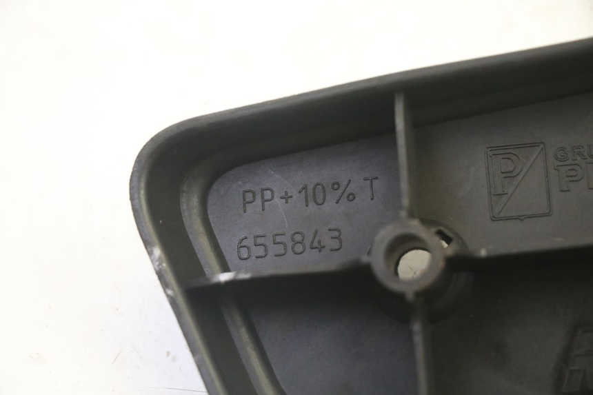 photo de FRONT RIGHT FOOTREST PIAGGIO MP3 RL 250 (2007 - 2010)