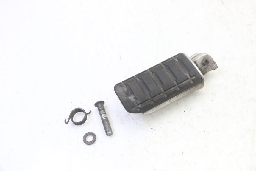 photo de FRONT RIGHT FOOTREST HONDA NTV DEAUVILLE 650 (2001 - 2006)