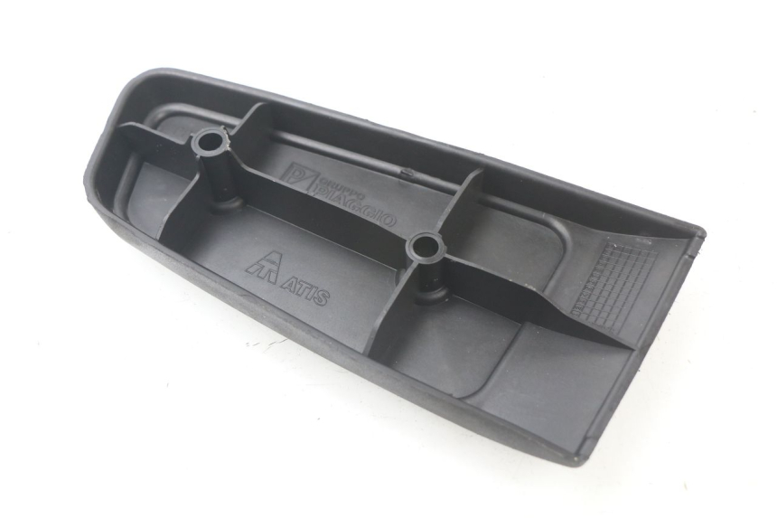 photo de FRONT RIGHT FOOTREST PIAGGIO MP3 LT 300 (2010 - 2016)