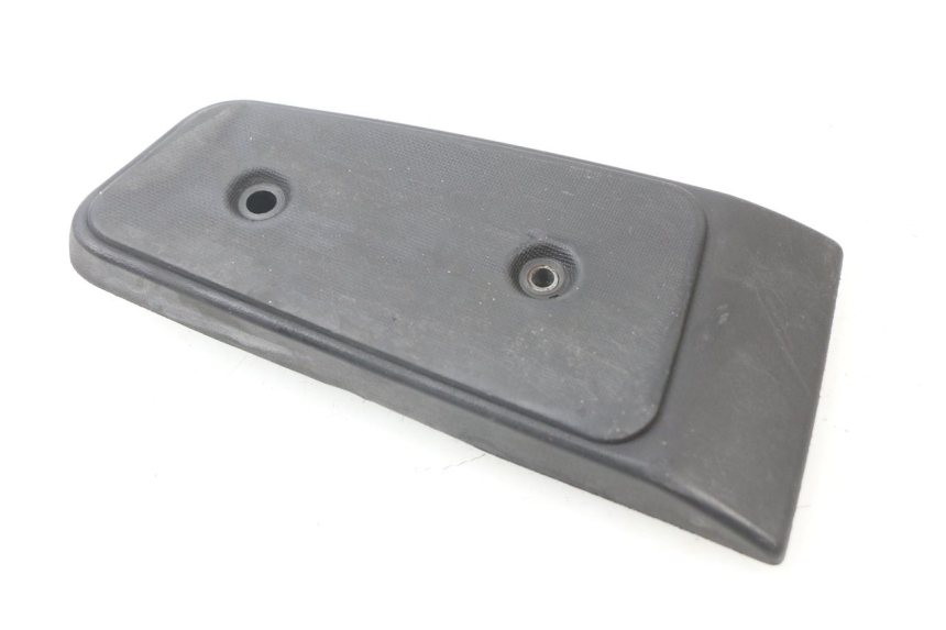 photo de FRONT RIGHT FOOTREST PIAGGIO MP3 LT 400 (2007 - 2012)