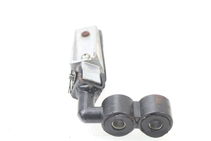 photo de FRONT RIGHT FOOTREST YAMASAKI STREET 50 (2013 - 2018)