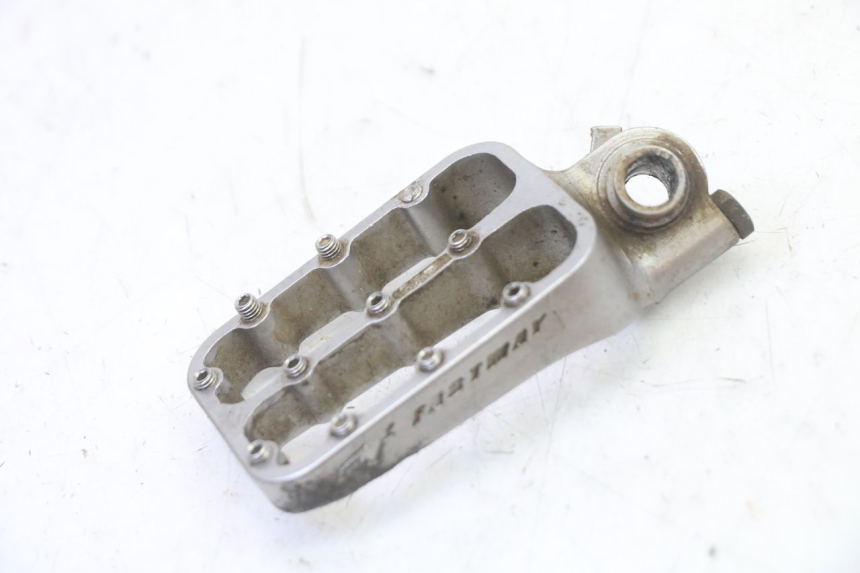 photo de FRONT RIGHT FOOTREST KTM SUPERENDURO R 950 (2005 - 2009)