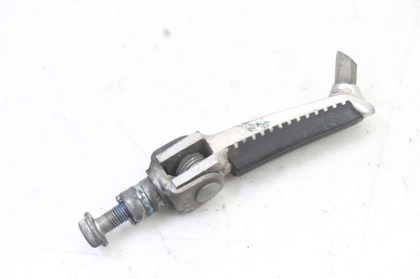 photo de FRONT RIGHT FOOTREST SUZUKI SV S 650 (2003 - 2009)