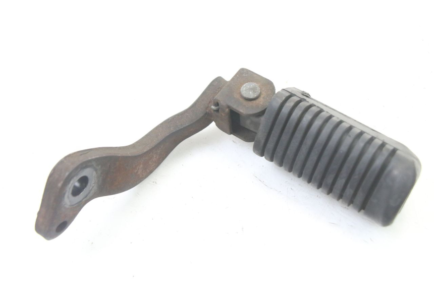 photo de FRONT RIGHT FOOTREST YAMAHA SR 125 (1982 - 2003)